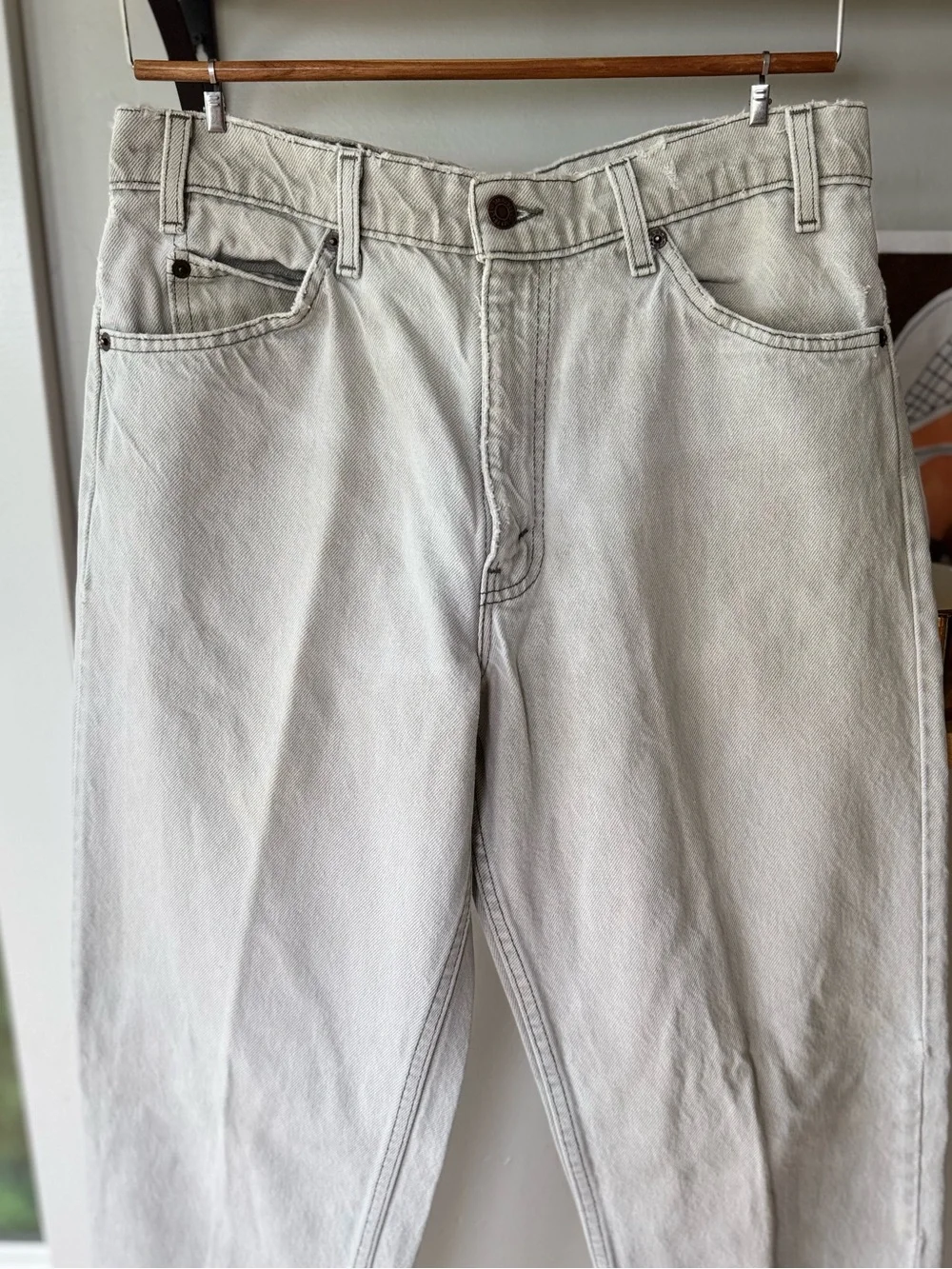 Vintage Orange Tab Levi’s 550 Relaxed Fit Tapered Gray Wash Denim Jeans 33 x 32